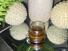 Load image into Gallery viewer, 100% Pure Batana Oil from Honduras (2oz)